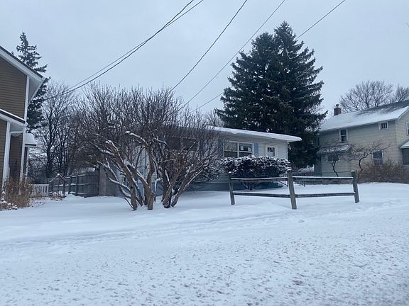 3rd image of 56 Buffalo St