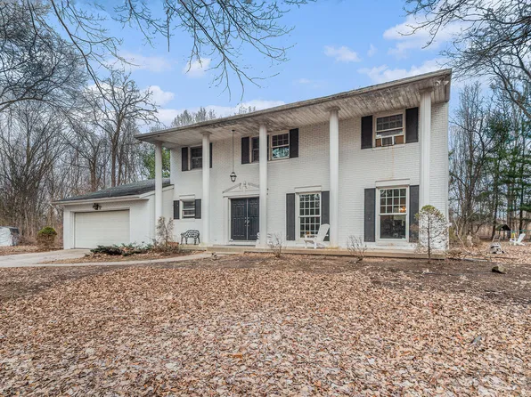 2790 Stonington Rd SE, Ada, MI 49301