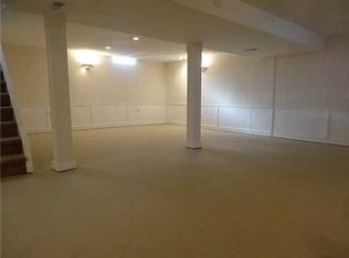 5820 Dixon Ave, Toledo, OH 43613