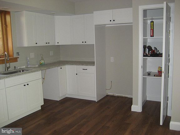 4th image of 10114 Nightingale Ln