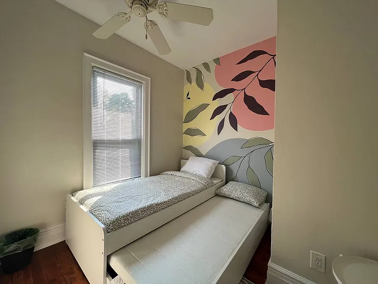 203 W Tupper St #2 — Photo 9