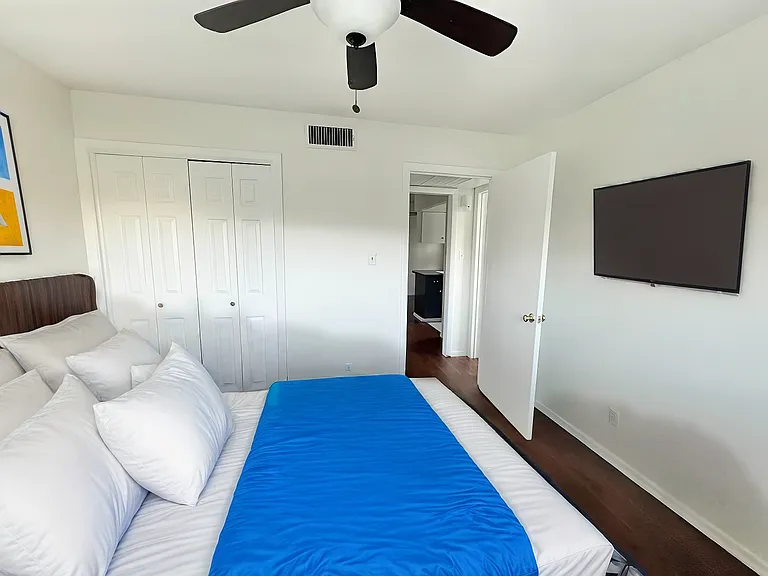 4811 Live Oak St — Photo 13