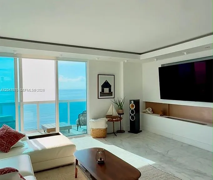 9201 Collins Ave #826 — Photo 6
