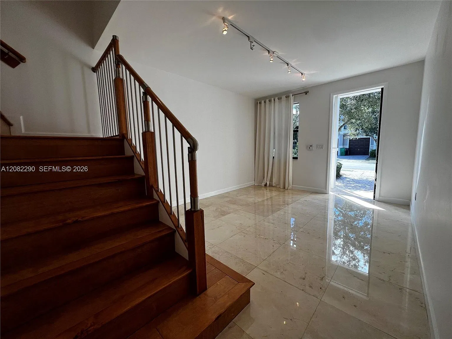 Doral Cay — Photo 4