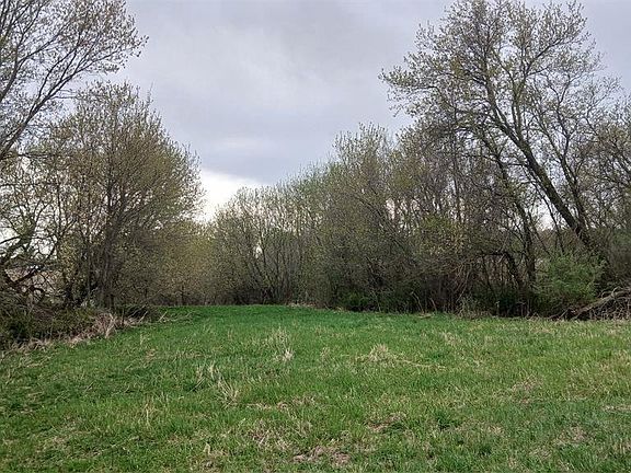2nd image of 62 Acres 82nd St