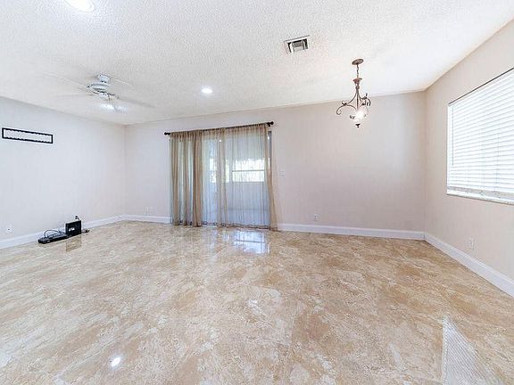 5th image of 1335 SW 48th Ter #0
