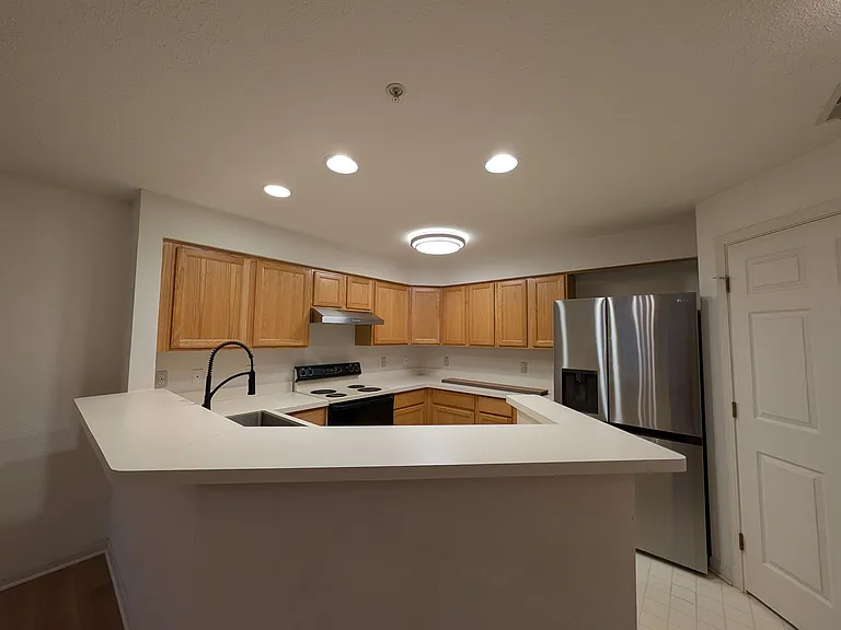 1561 Long Meadow Trl — Photo 6