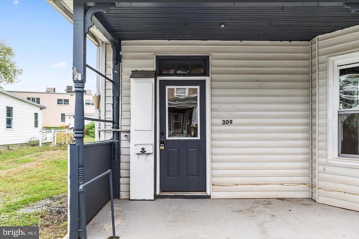 3 bed, 1431 sqft, $1,700 — Photo 2