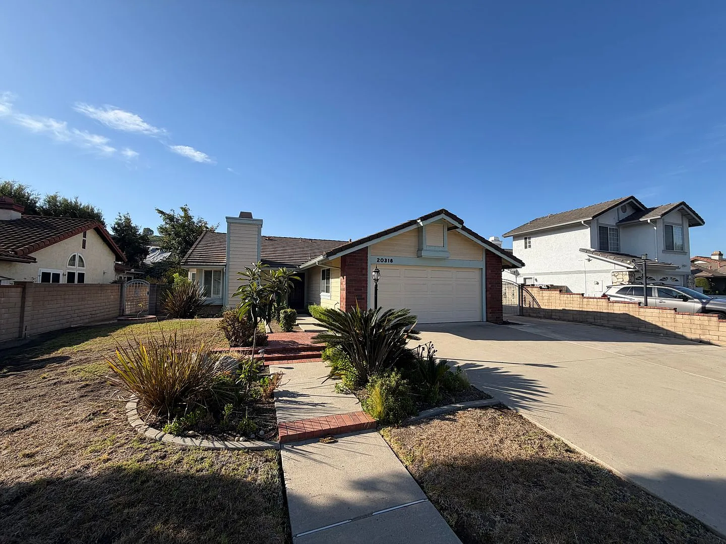 Rare Single Story 3 Bedroom Home in Desirable Walnut Neighborhood — Photo 2