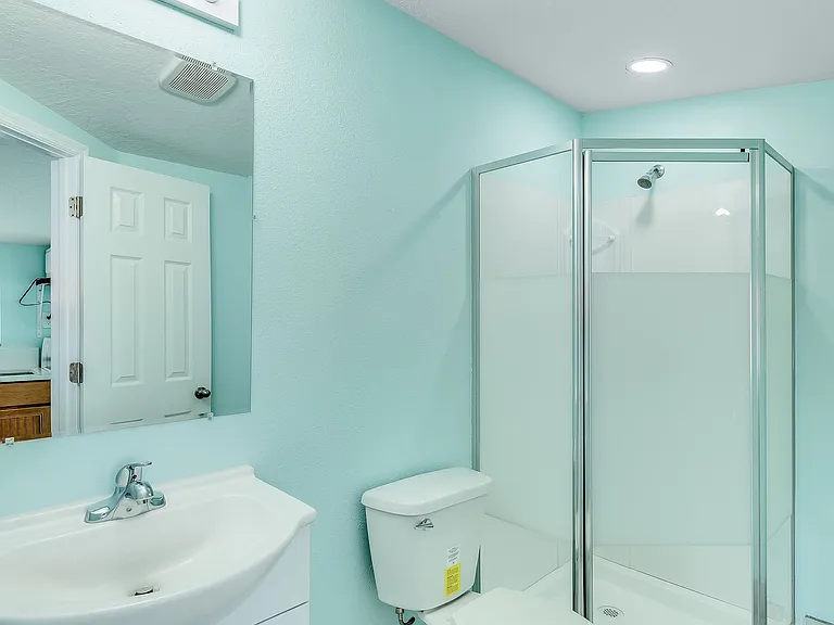 230 Avenida Central — Photo 6
