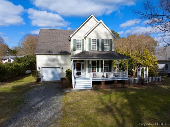 419 N Shore Cir, North, VA 23128