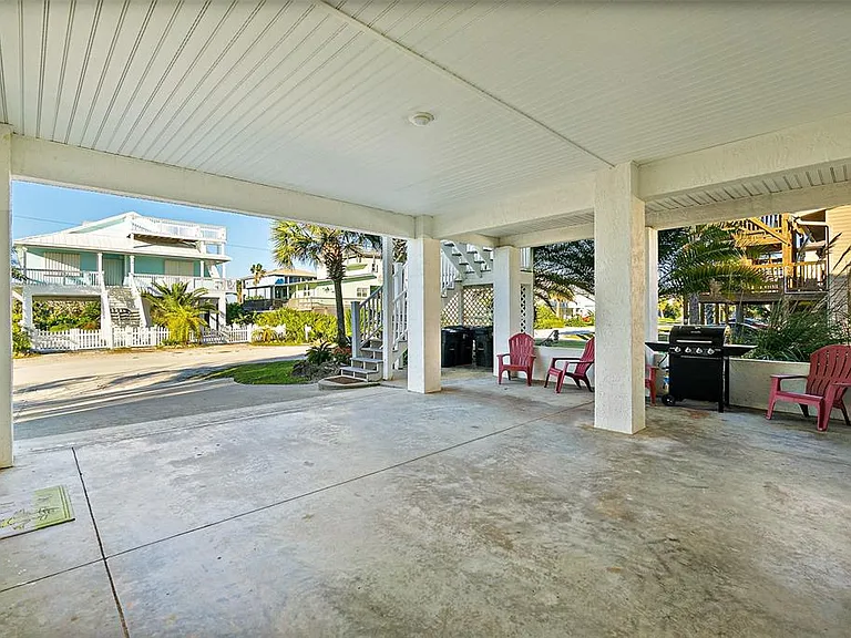 42 Moody Dr — Photo 35
