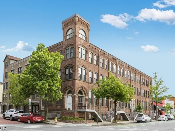 54-60 Mcwhorter St Unit 205 #205, Newark City, NJ 07105