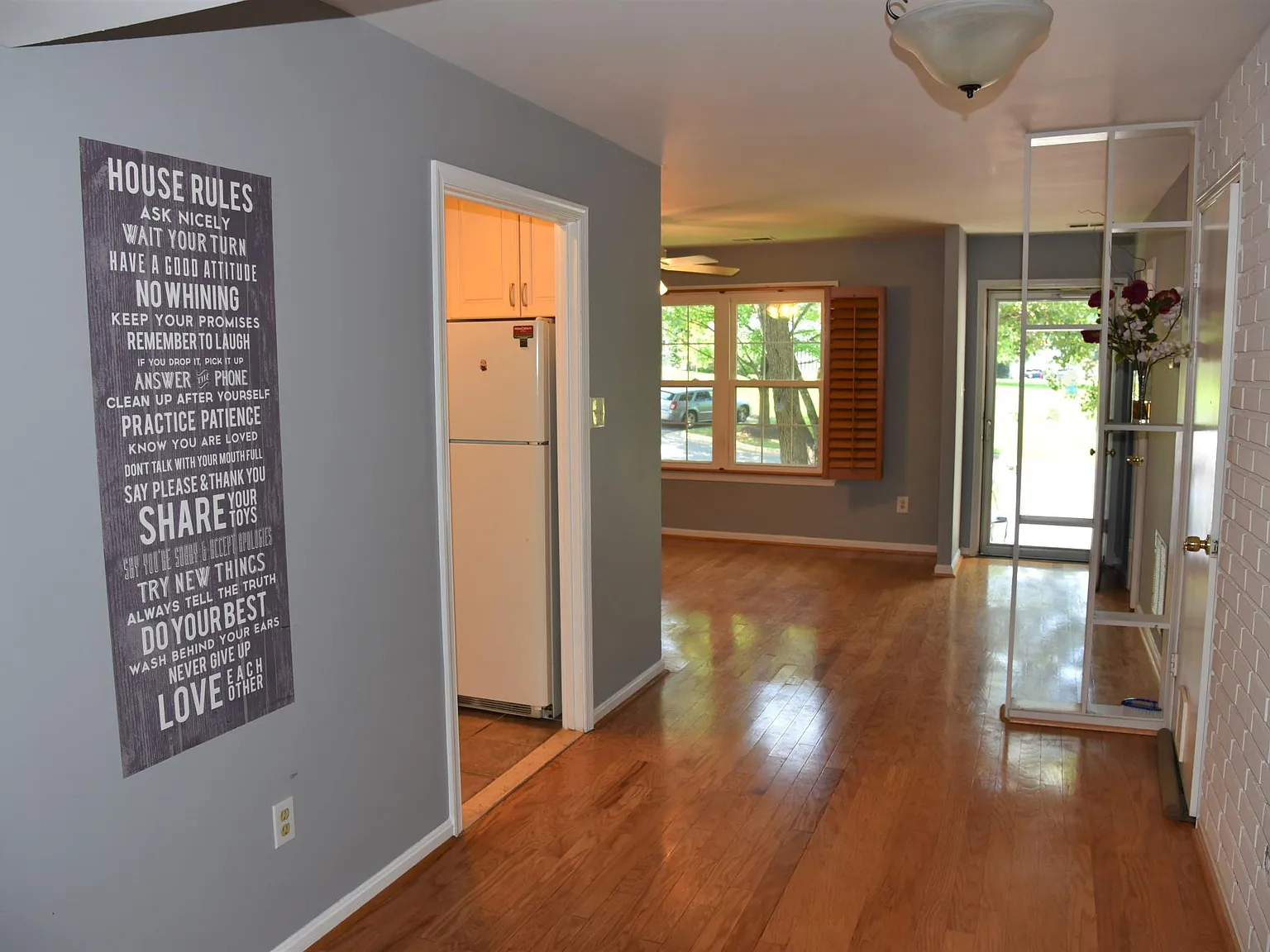6022 Old Landing Way — Photo 2
