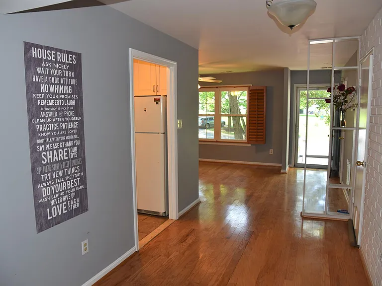 6022 Old Landing Way — Photo 2