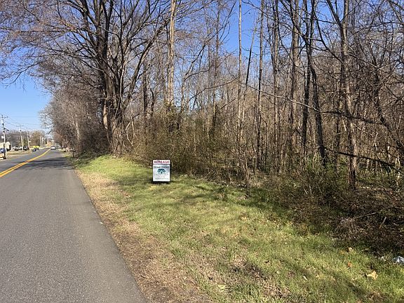 2nd image of 0 Pembroke Oak Grove Rd