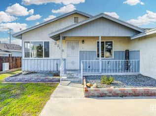 2208 Valencia Dr, Bakersfield, CA 93306