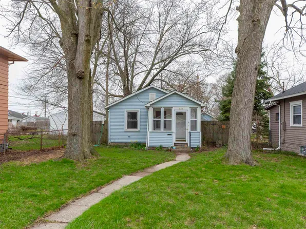 121 Monmoor Ave, Mishawaka, IN 46544