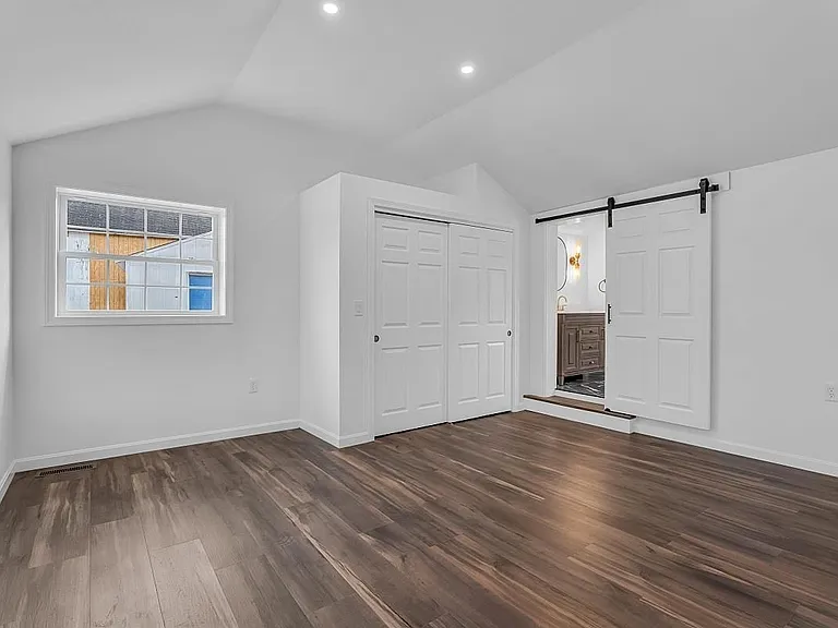 297 Elm St — Photo 11
