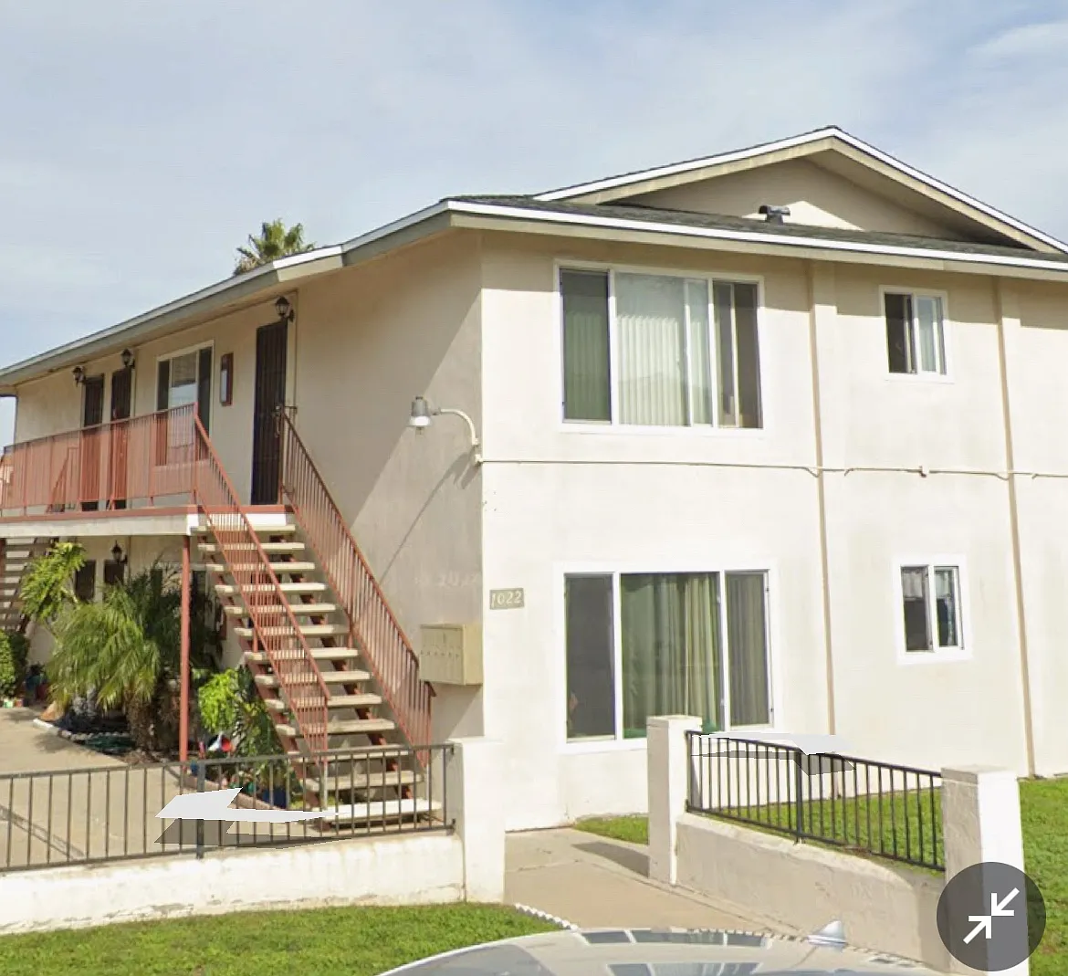 1022 Donax Ave — Photo 3