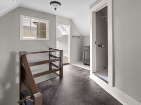 15 Grindstaff Dr