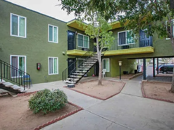 222 S Lincoln Ave APT 9, El Cajon, CA 92020