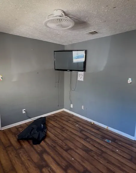 21430 Park Brook Dr — Photo 17