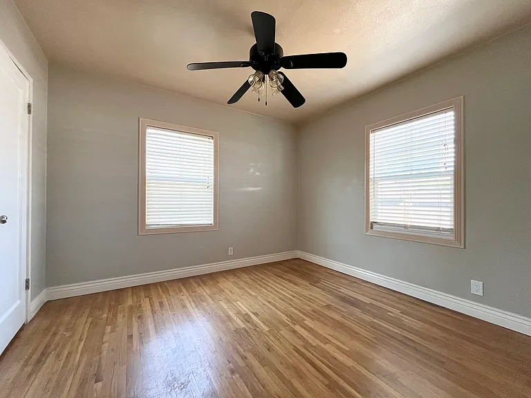 22 Real Rd — Photo 9