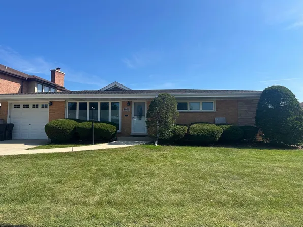 8025 W Giddings St, Norridge, IL 60706