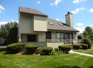 40 Sherborne St, Somerset, NJ 08873