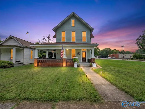 718 5th Ave SE, Decatur, AL 35601
