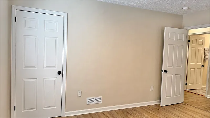 Thumbnail 18