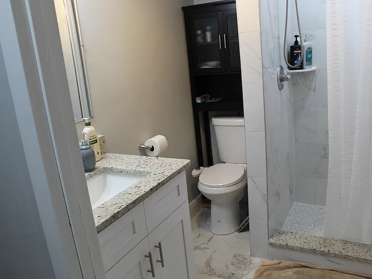 1925 Speck Dr — Photo 11