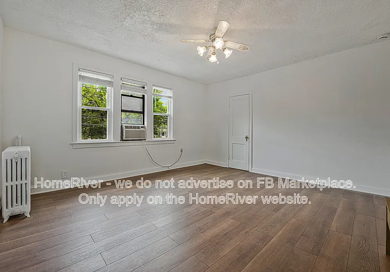 515 Franklin St NE #2 — Photo 8