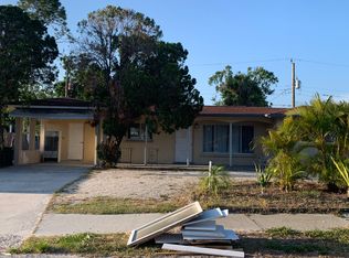 2127 Bougainvillea St, Sarasota, FL 34239