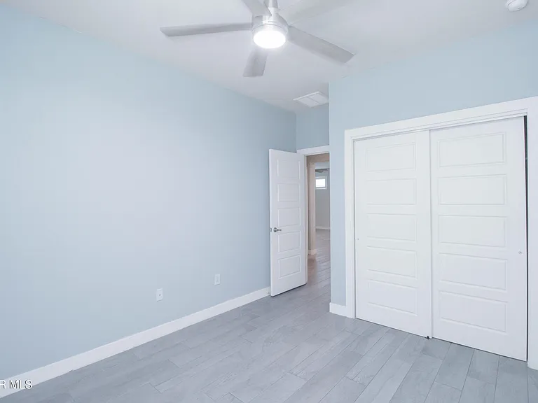 14724 Mike A Mendoza Ave — Photo 32
