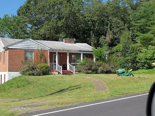 316 Seminole Dr, Madison Heights, VA 24572