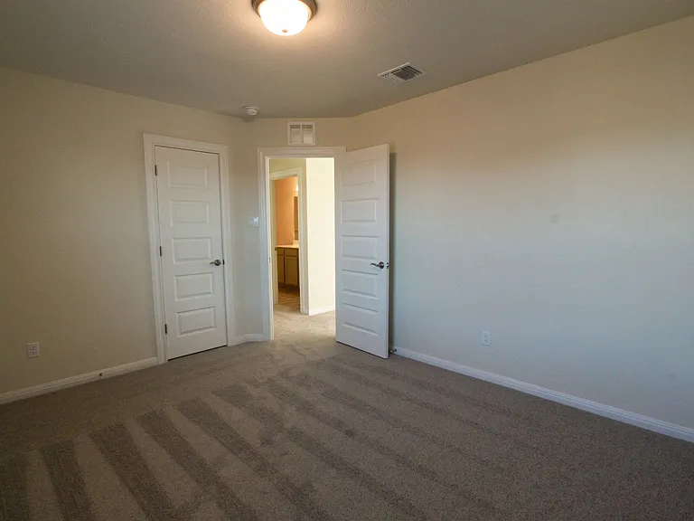 17004 Alturas Ave — Photo 27