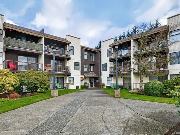585 Dogwood St S #312, Campbell River, BC V9W 6T6