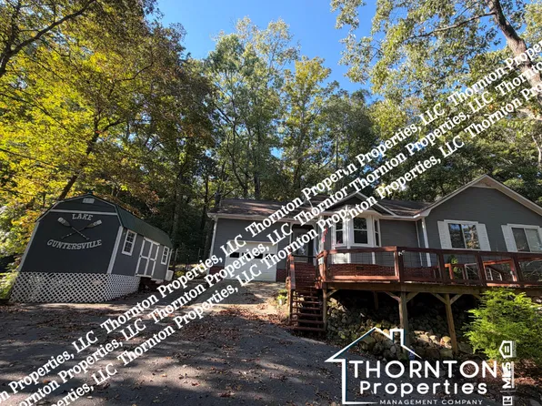 3707 Lindsey Ln, Guntersville, AL 35976