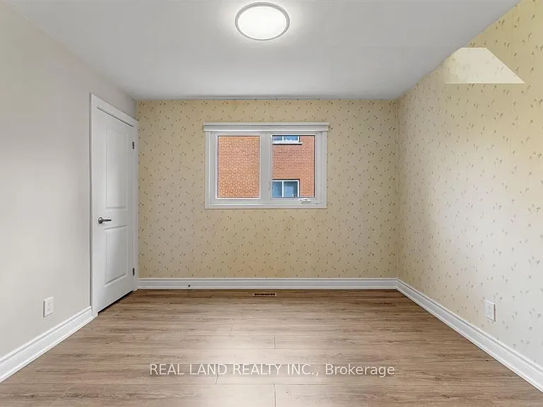 360 Chantenay Dr #BACK — Photo 9