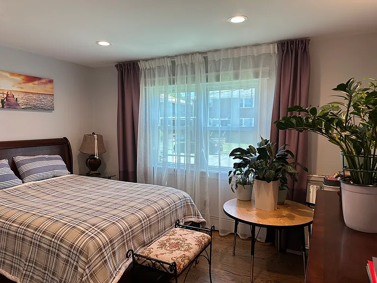 27 Cottage Pl #1 — Photo 9