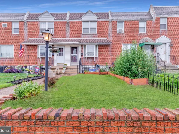 7176 Walker St, Philadelphia, PA 19135