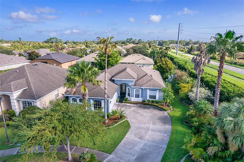 1st image of 800 Champion Woods Ct