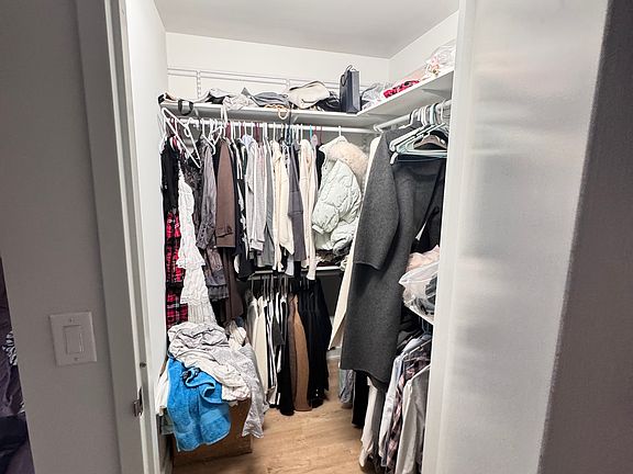 4th image of 595 Pavonia Ave #2604