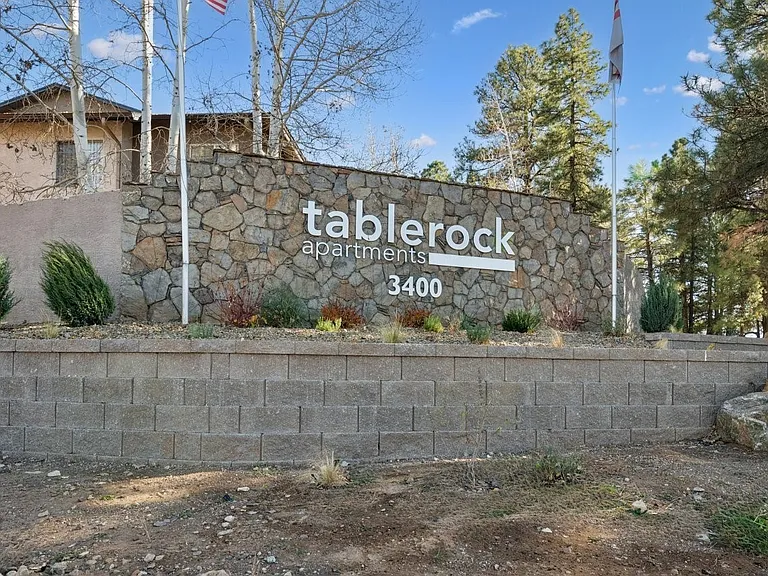 Table Rock — Photo 39