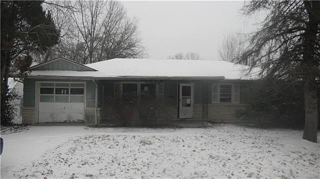 1st image of 2807 N 48th St