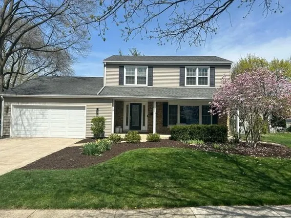 1213 Brook Ln, Naperville, IL 60540