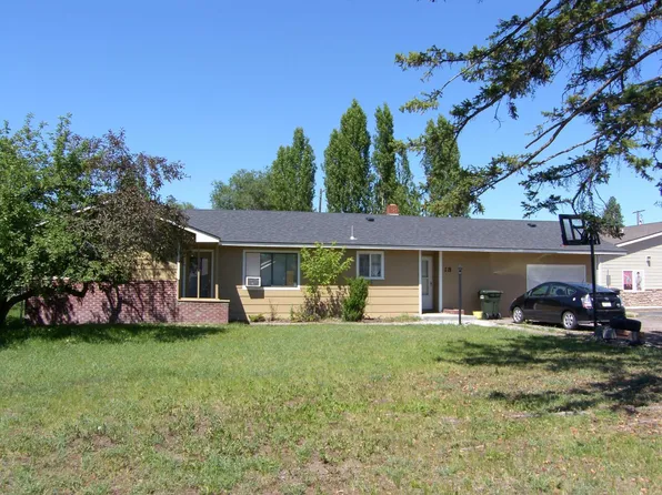 13 Meadowlark Dr, Kalispell, MT 59901