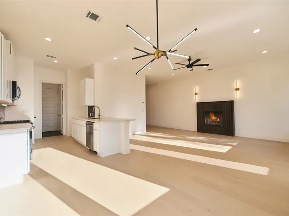 109 McKinley St, Garland, TX 75042